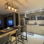 Flat Moderno | Andar Alto | Piscina | A 100M Do Goiania Shopping